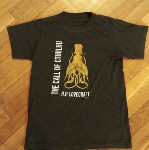 H.P Lovecraft shirt